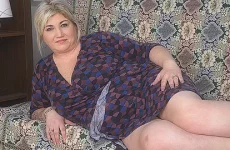Chubby Big Breasted Housewife Sucking In Pov Style - MatureNL