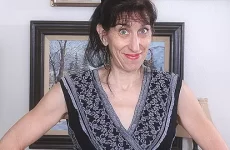 Naughty American Lady Getting Wet And Wild - MatureNL