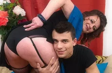 Horny Mature Slut Fucking Her Toy Boy - MatureNL