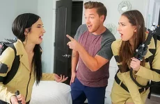 Step Sister Gets Ghost Slimed - S17:E7 - Andi Rose